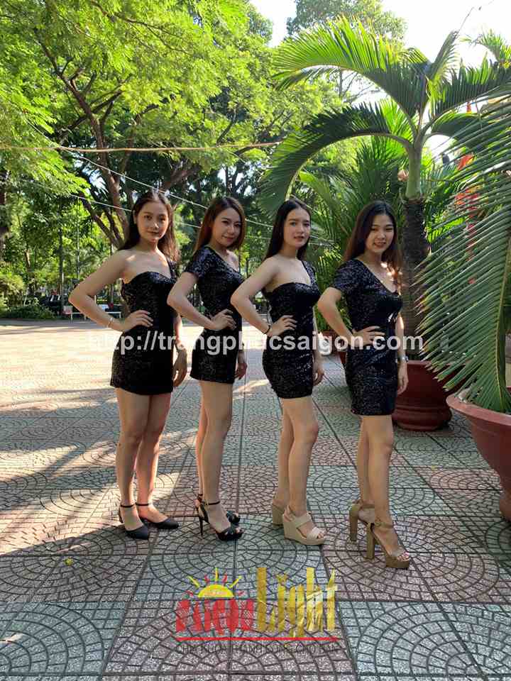 cho thuê đầm kim sa ngắn màu đen giá rẻ