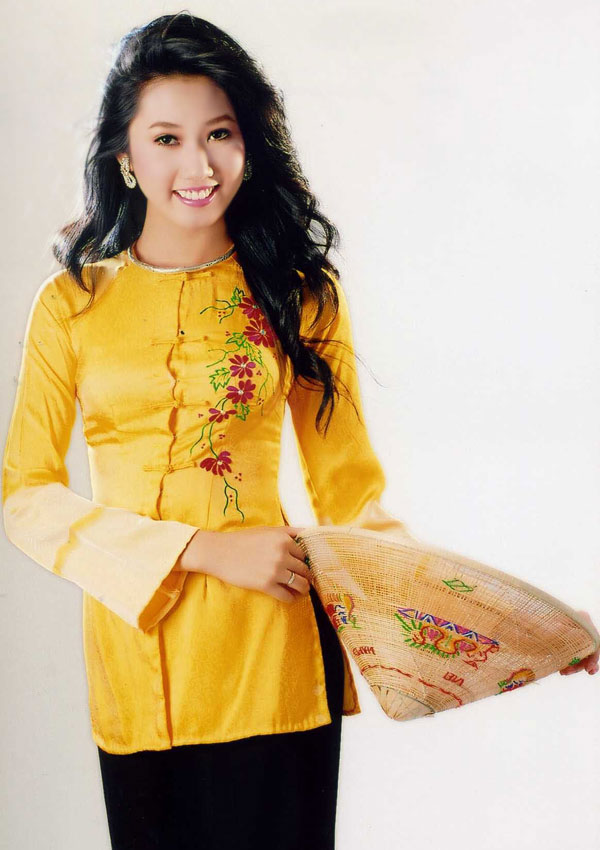 cho thuê áo bà ba, khăn rằn giá rẻ
