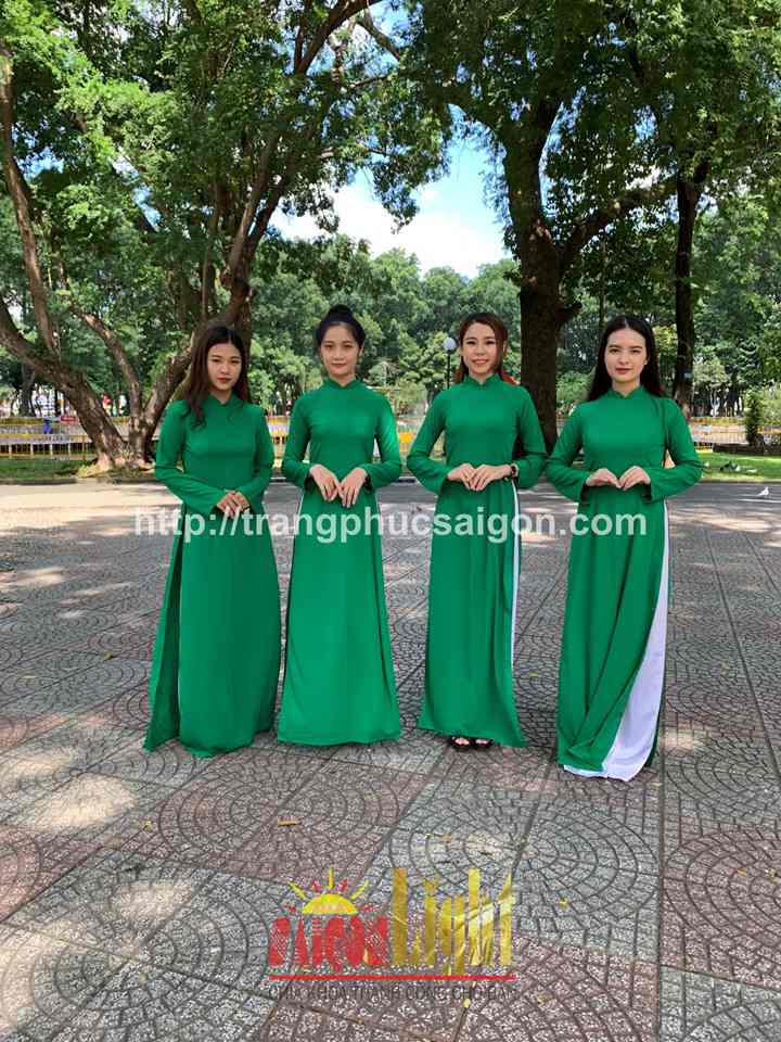 cho thuê áo dài lụa màu xanh lá giá rẻ