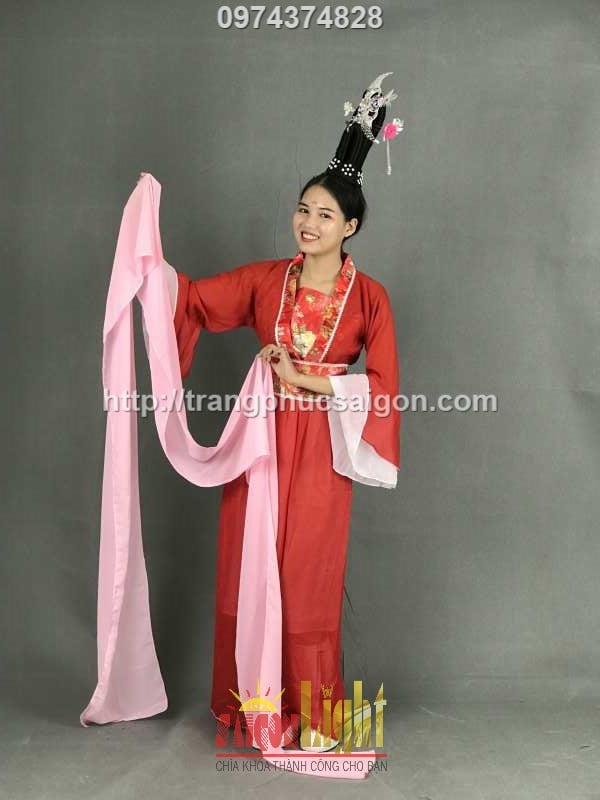 cho thuê đồ cổ trang màu đỏ giá rẻ