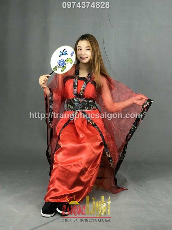 cho thuê đồ cổ trang màu đỏ viền đen giá rẻ