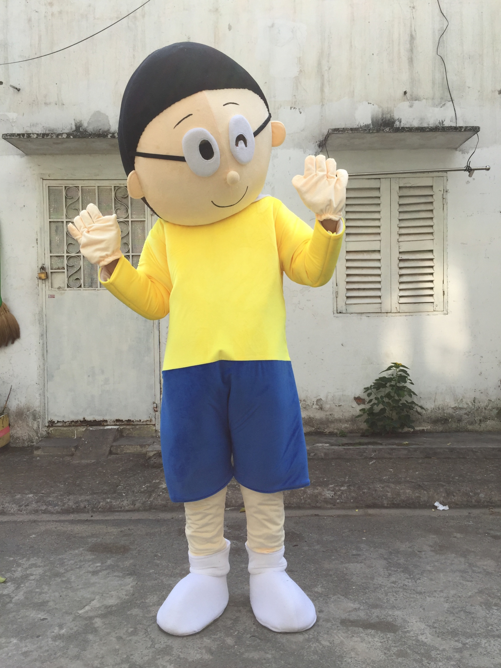 cho thuê mascot nobita giá rẻ