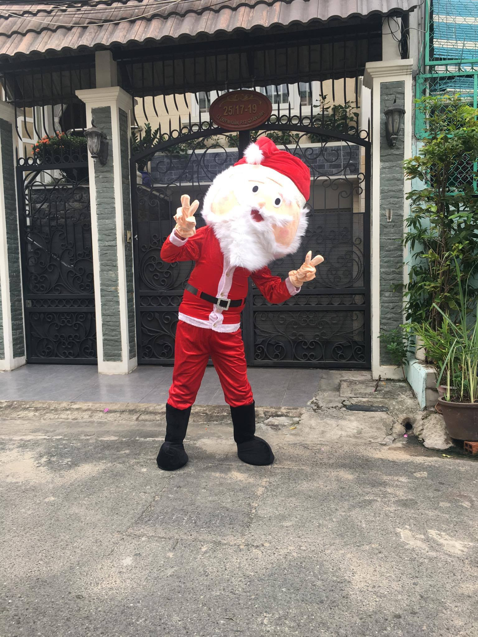 cho thuê mascot ông già noel giá rẻ